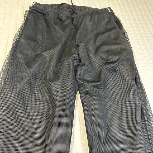 Champion Vintage Boys Black Sweatpants with White Stripes and Pockets - Picture 11 of 16